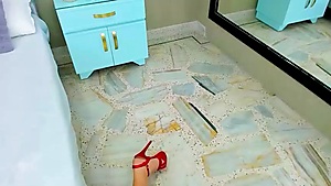 I Want to Give a Crazy Blowjob to My Daddy