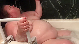 BBW Lilium Takes a Bath-Trailer